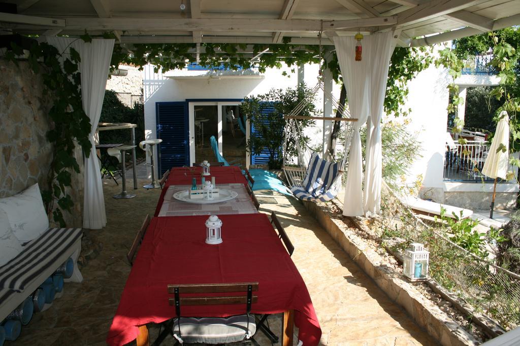 Apartments Mediterraneo Kaprije Exterior photo