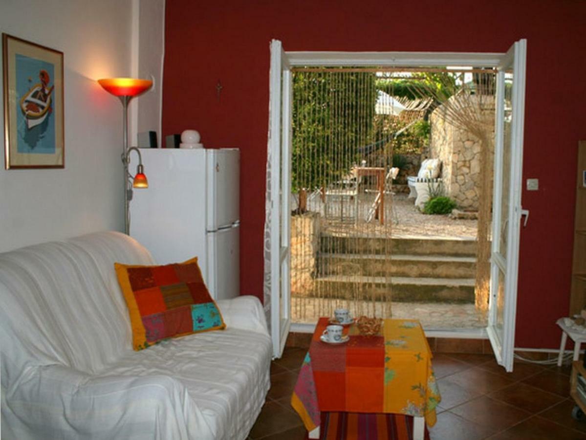 Apartments Mediterraneo Kaprije Exterior photo